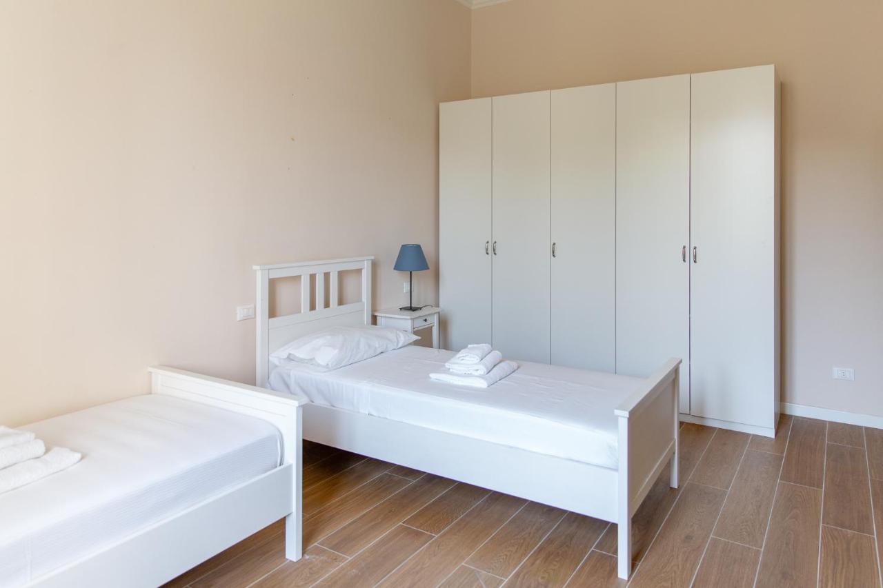 Comfy Apartment Near Fortezza Da Basso Florence Exterior photo