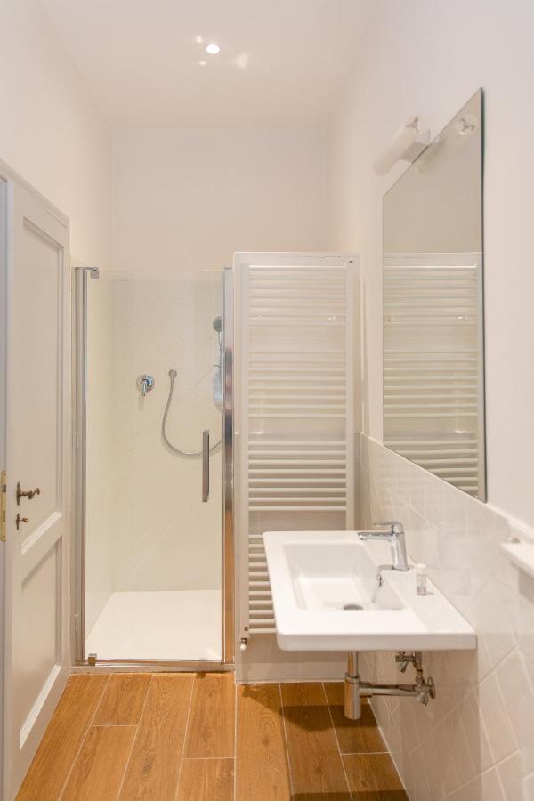 Comfy Apartment Near Fortezza Da Basso Florence Exterior photo